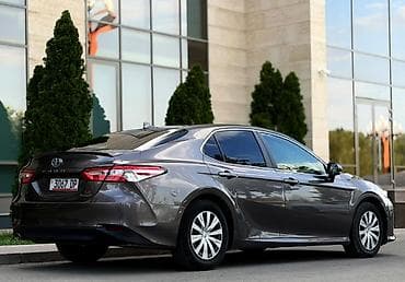 mark 3: Toyota Camry: 2020 г., 2.5 л, Автомат, Гибрид, Седан — 7