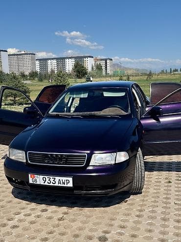 Audi A4: 1995 г., 1.8 л, Механика, Бензин, Седан — 1