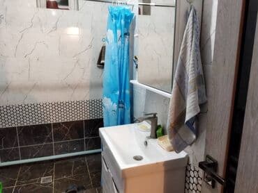 дом в селе новопокровка: Дом, 140 м², 5 комнат, Собственник, Старый ремонт — 3