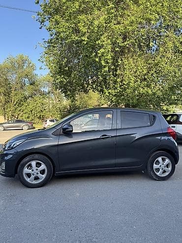 спойдер: Chevrolet Spark: 2019 г., 1 л, Автомат, Бензин, Хэтчбэк — 4