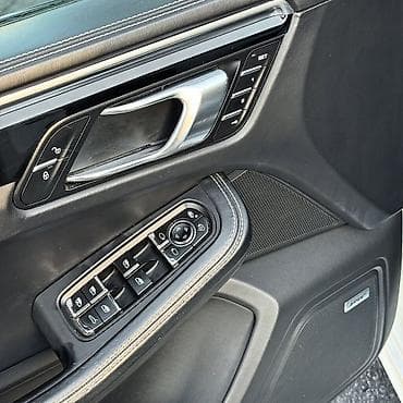 турбонаддув: Porsche Macan Turbo: 2018 г., 3 л, Робот, Бензин, Кроссовер — 3