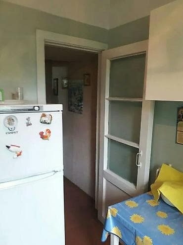 хрущева: 2 комнаты, 44 м², ул. Чынгыз Айтматова Хрущевка, 4 этаж, Старый ремонт — 5