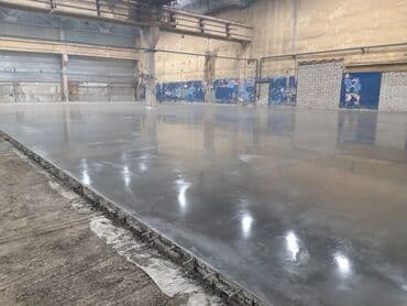 заливка пола: Стяжка Бесплатная консультация, Гарантия Больше 6 лет опыта — 25