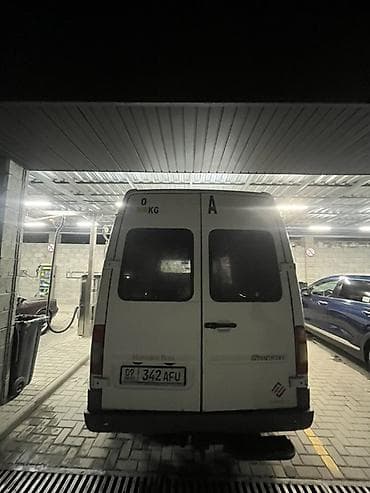 Легкий грузовик, Mercedes-Benz — 4