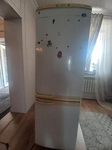 Холодильник Samsung, Двухкамерный, 60 * 200 *