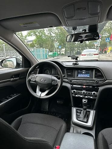 Продажа авто: Hyundai Elantra: 2020 г., 2 л, Автомат, Бензин, Седан — 7