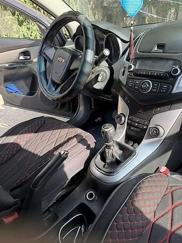 Транспорт: Chevrolet Cruze: 2013 г., 1.6 л, Механика, Бензин, Седан — 7