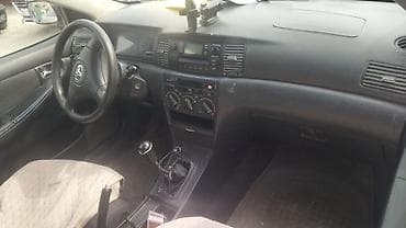 mercedes w202: Toyota Corolla: 2003 г., 1.4 л, Ручные, Бензин, Седан — 5
