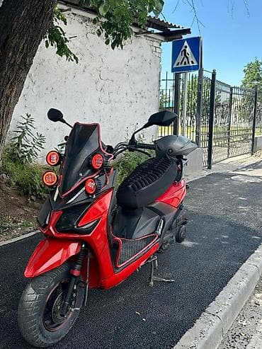 Тип скутера 150 куб. см, Бензин, Б/у