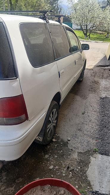авто сатылат: Honda Odyssey: 1998 г., 2.3 л, Автомат, Бензин, Вэн/Минивэн — 4