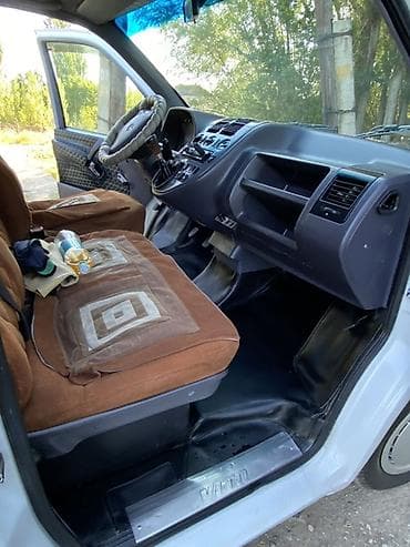 Унаа: Mercedes-Benz Vito: 2003 г., 2.2 л, Кол менен иштөөчү, Вэн/Минивэн — 6