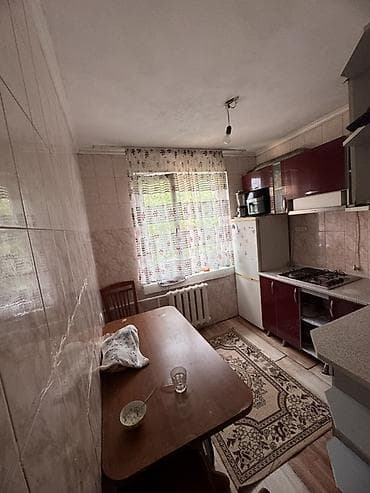 Недвижимость: 2 комнаты, 44 м², 104 серия, Аламедин-1 мкр 104 серия, 5 этаж — 4