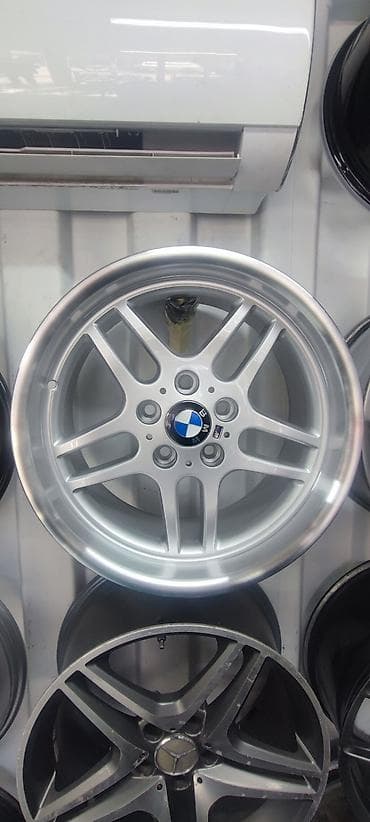 bmw 19: Литые Диски R 17 Replica, отверстий - 5 — 1