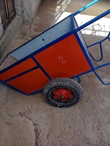 Теплицы: Тачка для базара 13000 сом — 1