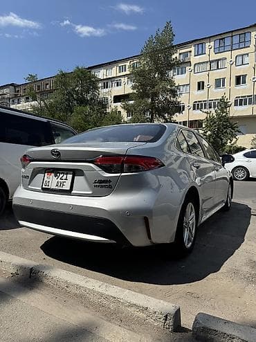 rd 1: Toyota Levin: 2019 г., 1.8 л, Вариатор, Гибрид, Седан — 5