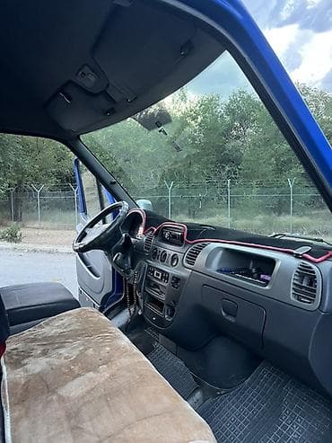 merce: Легкий грузовик, Mercedes-Benz — 9