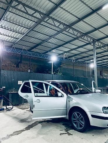 Продажа авто: Volkswagen Golf: 2003 г., Механика, Бензин, Хэтчбэк — 7