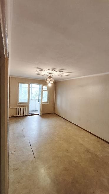 2 комнаты, 45 м², 10 мкр 104 серия, 2 этаж, Требуется ремонт