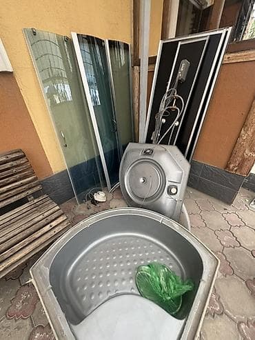 Душевая кабина Полукруглая, Размер: 90 x 90 см, Покрытие: Тонированное