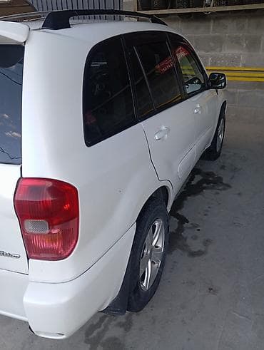 range over: Toyota RAV4: 2002 г., Автомат, Бензин, Кроссовер — 7