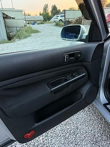 Продажа авто: Volkswagen Golf: 2002 г., 1.6 л, Автомат, Бензин, Хэтчбэк — 9