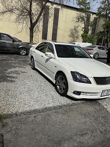 такта краун: Toyota Crown: 2004 г., Автомат, Бензин, Седан — 10