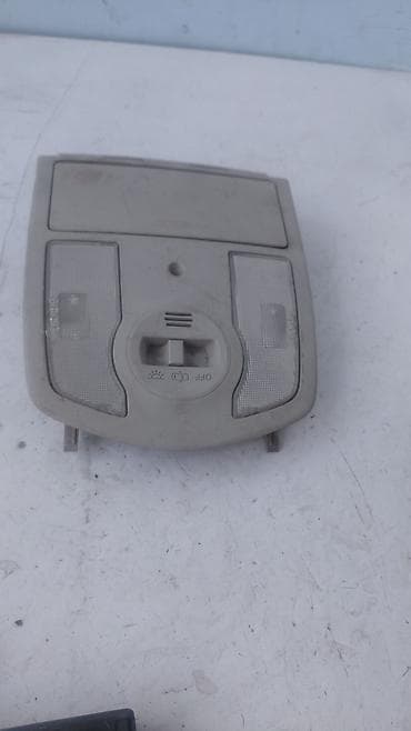 led driver: Салонное освещение Toyota 2010 г., Б/у, Оригинал, Япония — 2