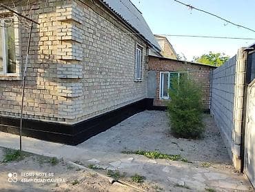 4: 🏡 Продаётся 4-комнатный кирпичный дом с участком! 📍 Локация: ж/м — 6