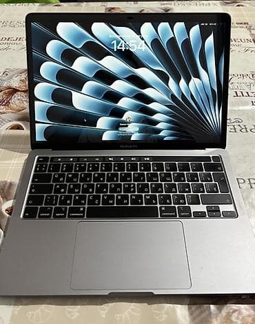 iphone 9 pro: Apple MacBook Pro 13" - Дисплей Retina с True Tone, тонкие — 1