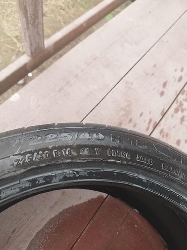 22540 r18 лето: Летняя шина 225/40 R18 92Y XL, радиальная. Характеристики: - Размер — 1