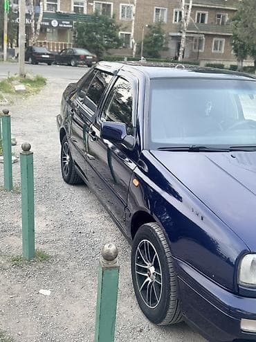 honda gets: Volkswagen Vento: 1997 г., 1.8 л, Механика, Бензин, Седан — 4