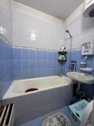 аламедин базар квартира: 3 бөлмө, 52 кв. м, 106-серия, 7 кабат, Косметикалык ремонт — 9