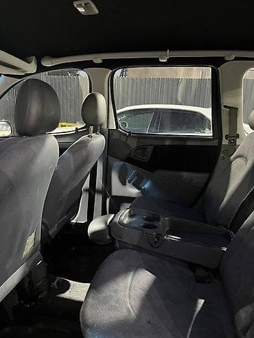 camri 40: Toyota Yaris Verso: 2000 г., 1.5 л, Бензин, Минивэн — 9