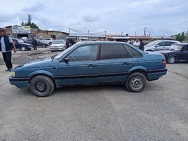 Продажа авто: Volkswagen Passat: 1989 г., 1.8 л, Механика, Бензин, Седан — 3