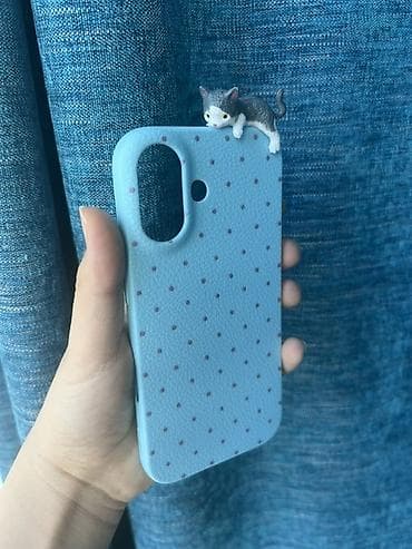 iphone 16 pink: Чехол на iPhone 16 с 3D-фигуркой котёнка - Форм-фактор: накладка. - — 1