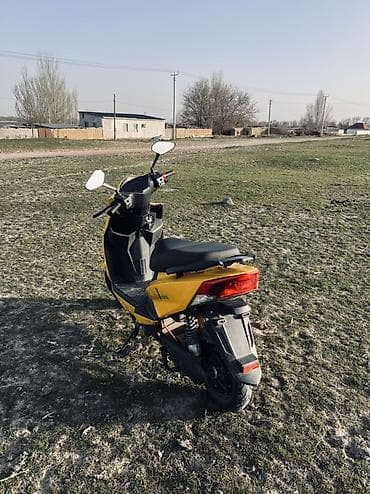 Кумурска мотороллер: Скутер aucma В хорошем состоянии Вложений не требует сел поехал — 3