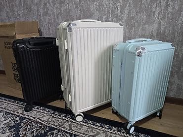 Аксессуары: Чемодан, Новый, Большой (более 70 л), Водонепроницаемость, Вращающиеся колеса на 360°, Кодовый замок — 5