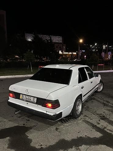 560 sec: Mercedes-Benz W124: 1988 г., 2.3 л, Механика, Бензин, Седан — 4
