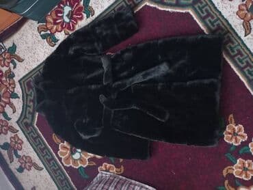 бу чехол: Шуба 
Размер М 42.44
3000 — 3