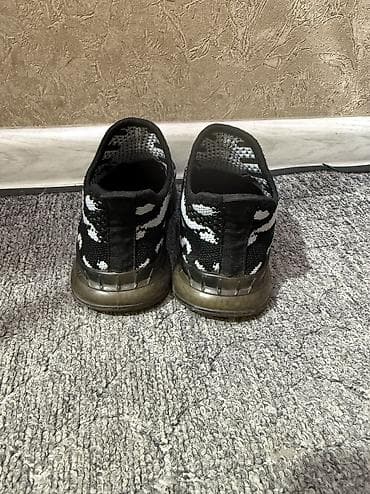кроссовки для школы: Классные детские кроссовки изи состояние отличное, размер внутренней — 2