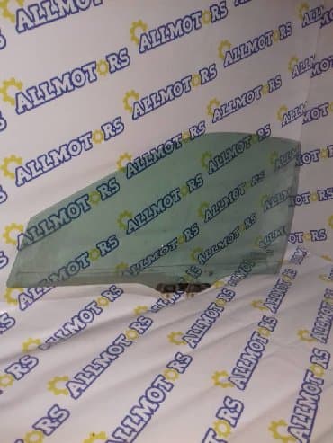 стекло на мотоцикл: Стекло Переднее левое Honda, Б/у, Оригинал — 1