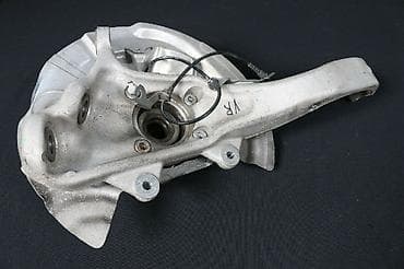 х5: Кулак поворотный правый (цапфа) на BMW x5 E70 Цена без подшибника — 1