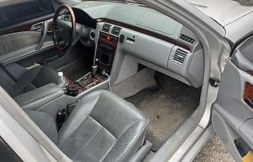 кислородные балоны: Mercedes-Benz E-Class: 2001 г., 4.3 л, Автомат, Бензин, Седан — 8