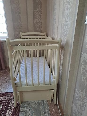 Дом и сад: Манеж-кровать, С комодом, Дерево — 4