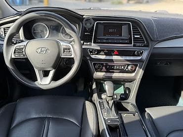 Продажа авто: Hyundai Sonata: 2018 г., 2 л, Автомат, Бензин, Седан — 9