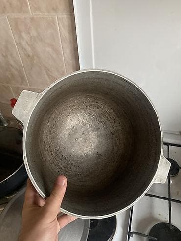 Идиш-аяк: Казан 5л алюминиевый с крышкой в отличном состоянии. (Б/У) - — 1