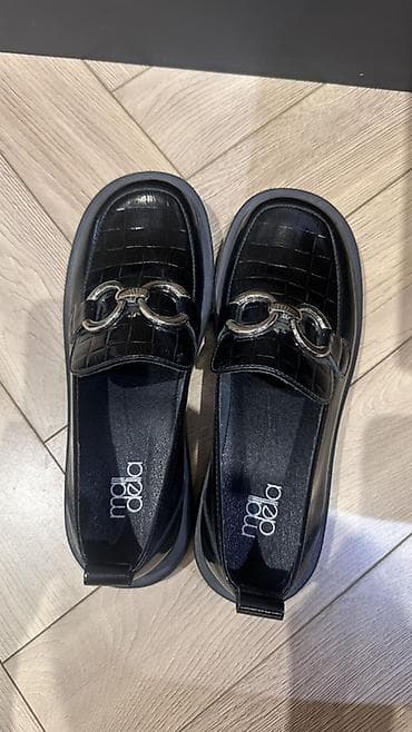 Лоферы женские Mall Della - Цвет: черный, глянцевый - Материал верха