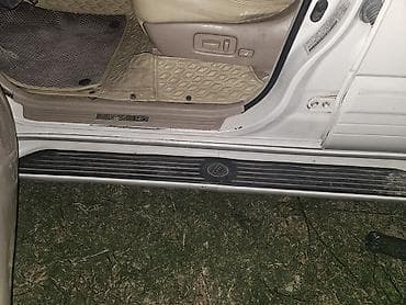 Транспорт: Lexus LX: 2001 г., Внедорожник — 6