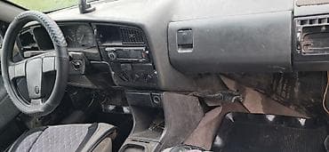 лак авто: Volkswagen Passat Variant: 1989 г., 1.8 л, Ручные, Бензин, Универсал — 4