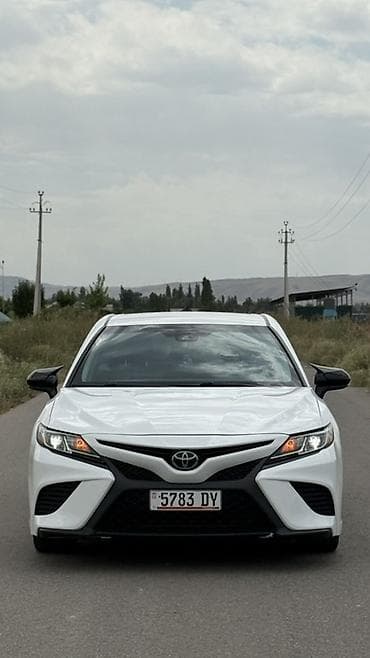 Toyota Camry: 2020 г., 2.5 л, Автомат, Бензин, Седан at lalafo.kg Toyota Camry: 2020 г., 2.5 л, Автомат, Бензин, Седан